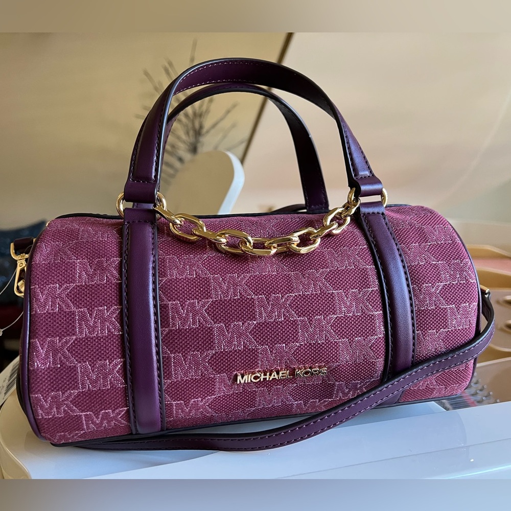 NWT✨Michael Kors Zooey MD Barrel Messenger